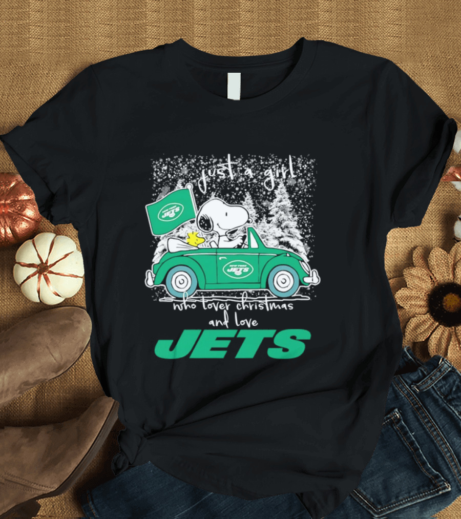 Snoopy Christmas New York Jets Fan In A Green Car With Snowflakes T-Shirt