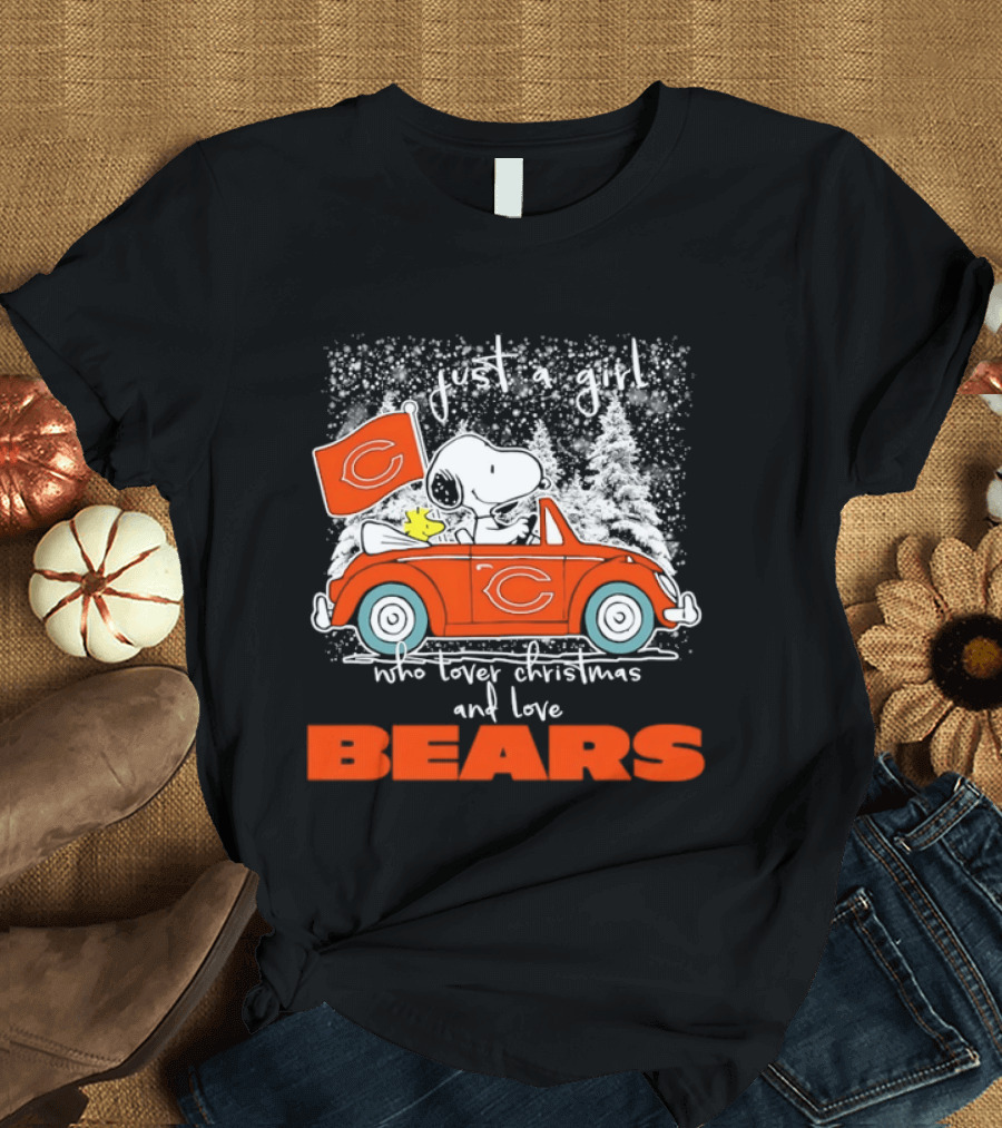 Just A Girl Who Loves Christmas And Chicago Bears T-Shirt
