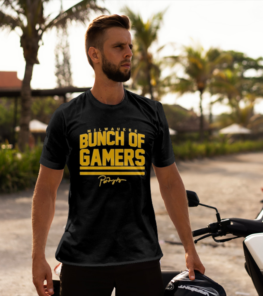 Milwaukee Bunch Of Gamers T-Shirt