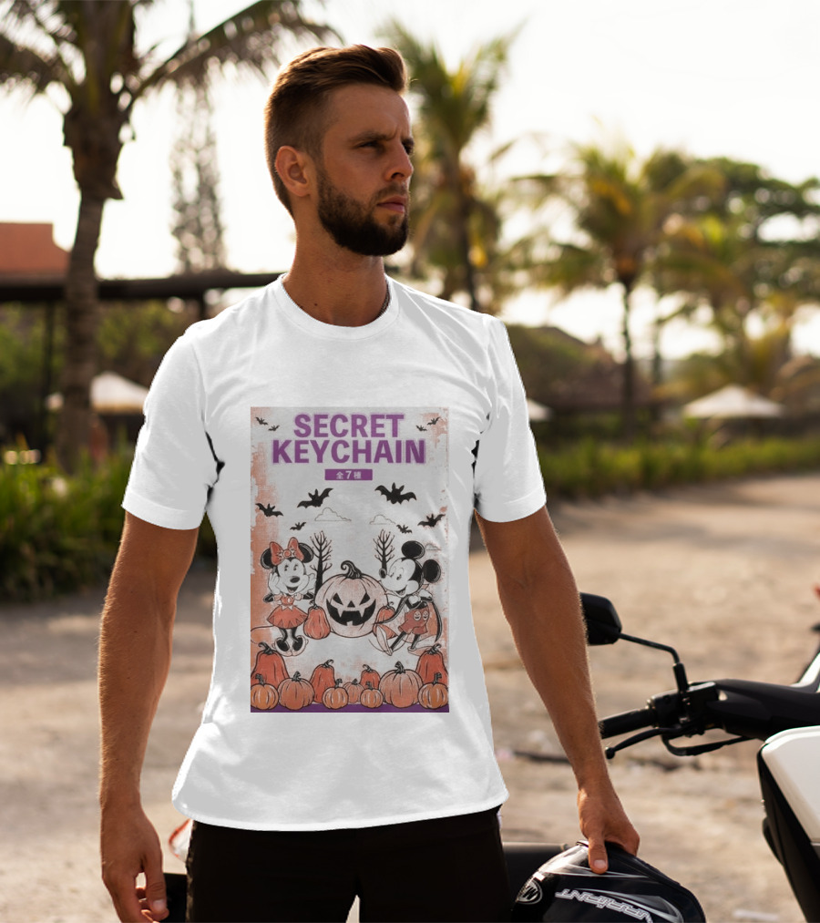 Mickey And Minnie Halloween Secret Keychain Collection With Pumpkins And Bats 2026 T-Shirt