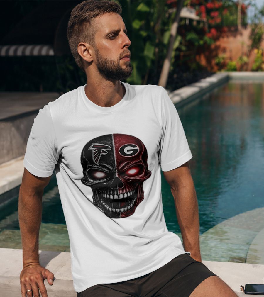 Atlanta Falcons Georgia Bulldogs Split Skull NFL College Football Fan Merch T-Shirt