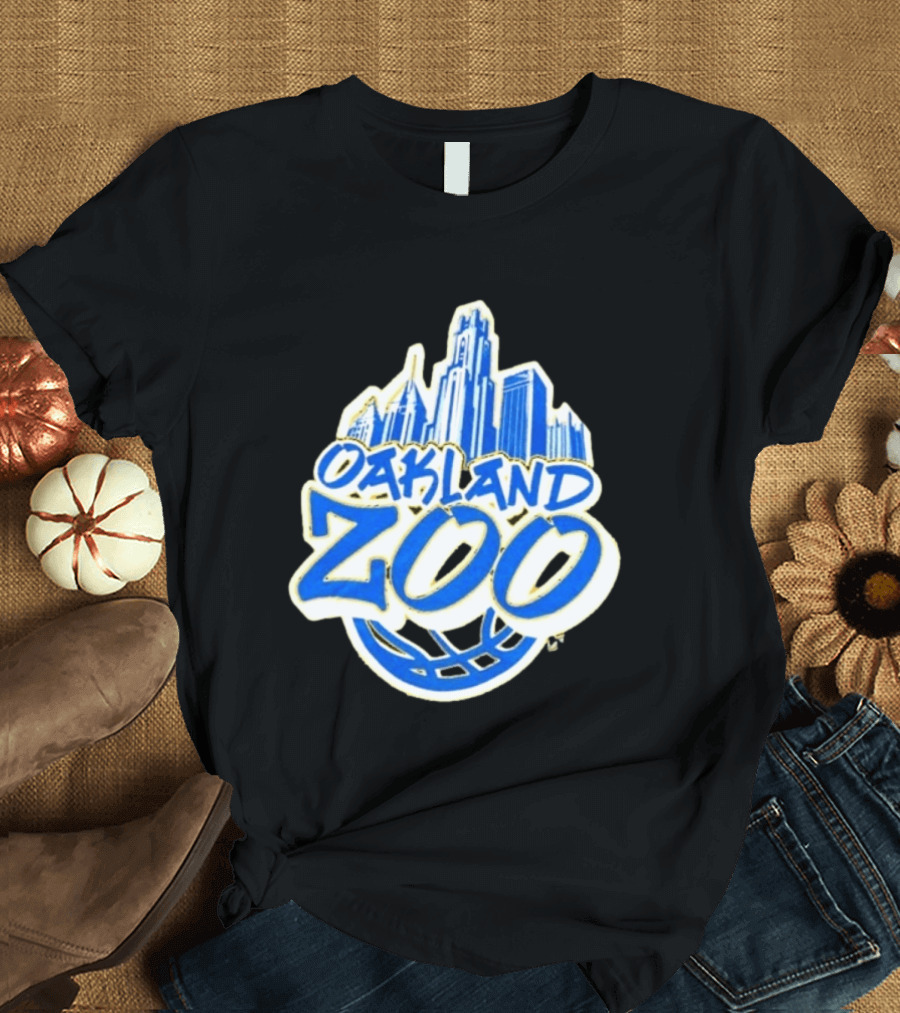 Oakland Zoo Pittsburgh Basketball Est 2001 City Skyline T-Shirt