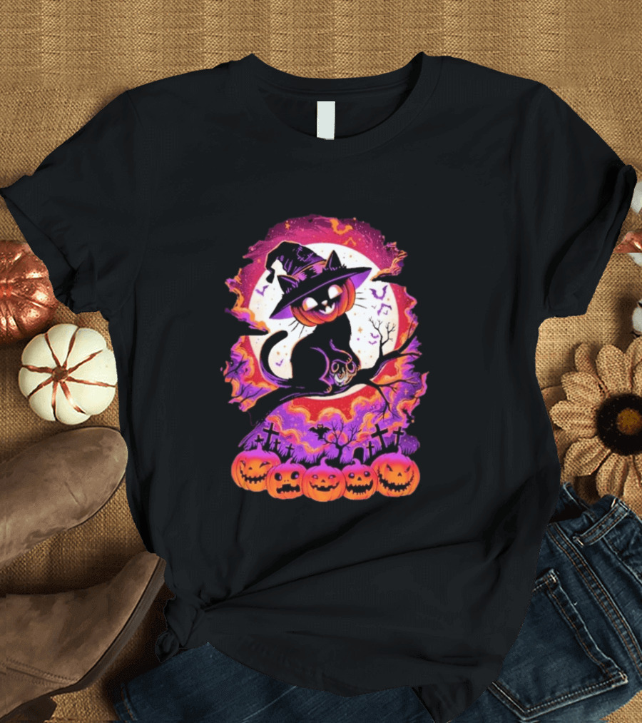 Halloween Cat O'Lantern Witch Hat Spooky Jack O' Lanterns Graveyard Scene T-Shirt