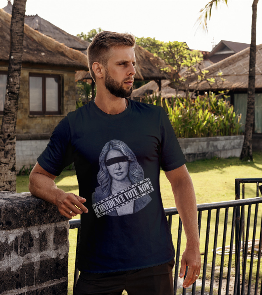 Theresa May Confidence Vote Now T-Shirt