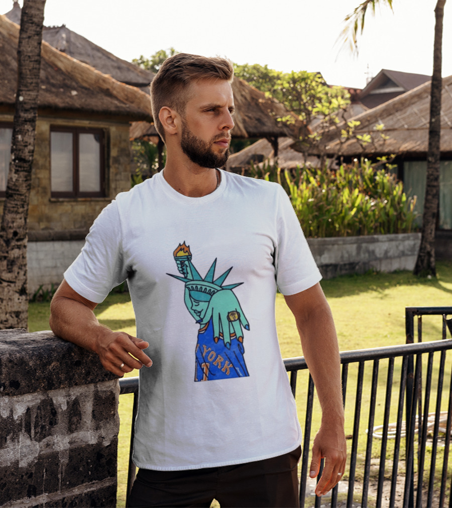 Jalen Brunson New York Knicks Liberty Statue Basketball Fan T-Shirt