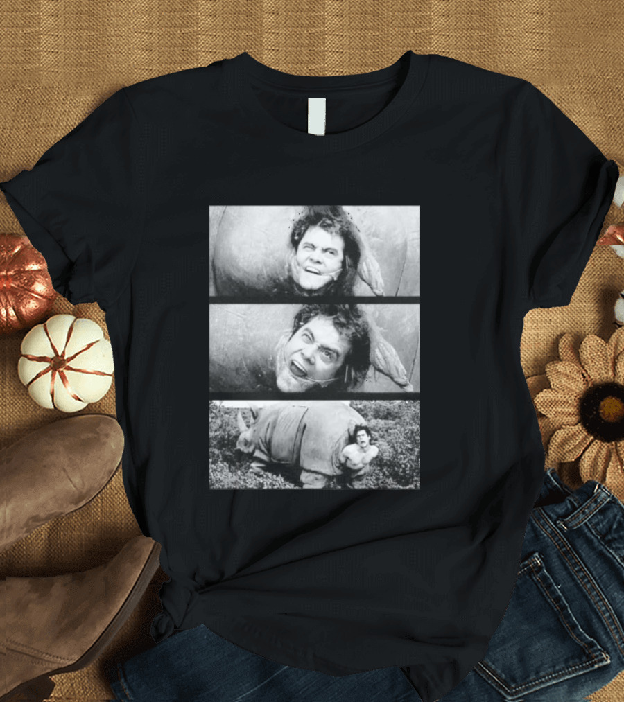 Jim Carrey Ace Ventura Rhino Scene Comedy Iconic Moment Film Humor T-Shirt