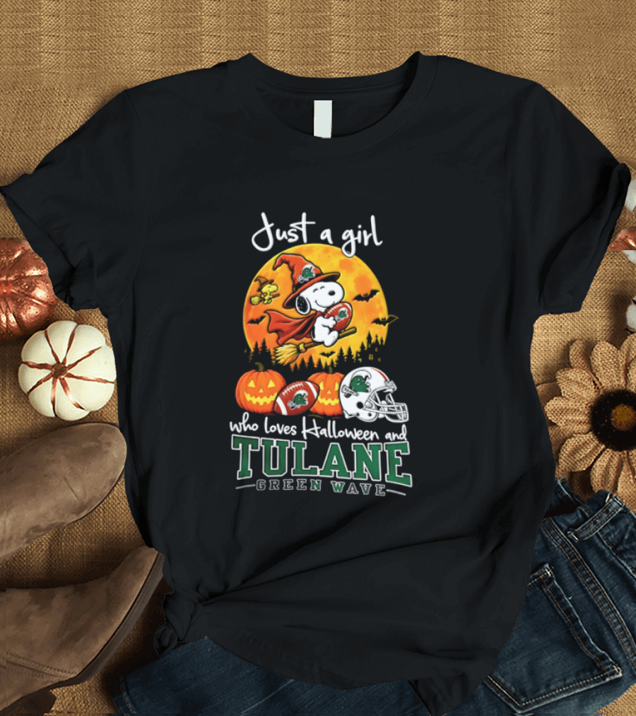 Snoopy Woodstock Halloween Tulane Green Wave 2026 Fan Passion T-Shirt
