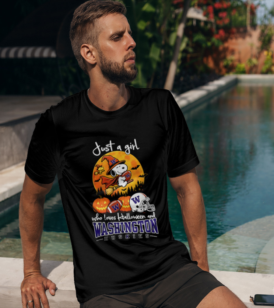 Just A Girl Who Loves Halloween And Washington Huskies Snoopy Woodstock 2026 T-Shirt