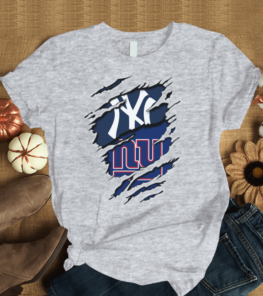 Yankees NY Giants Torn Logo Crossover T-Shirt