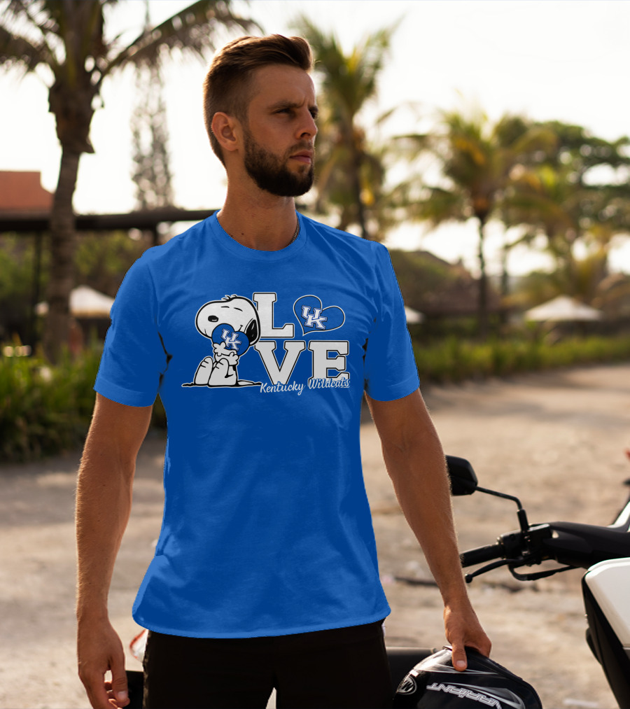Love Kentucky Wildcats Snoopy Uk Heart T-Shirt