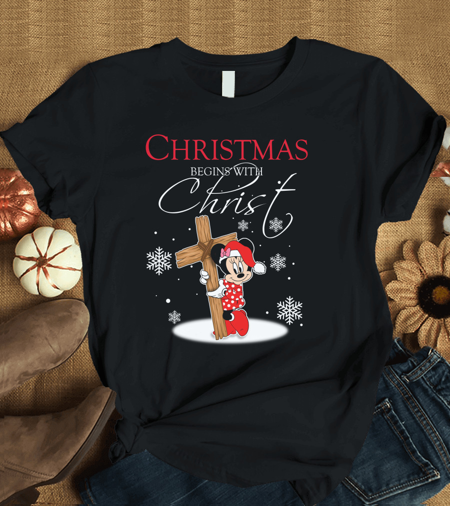 Christmas Begins With Christ Minnie Santa Hat Snowflakes T-Shirt