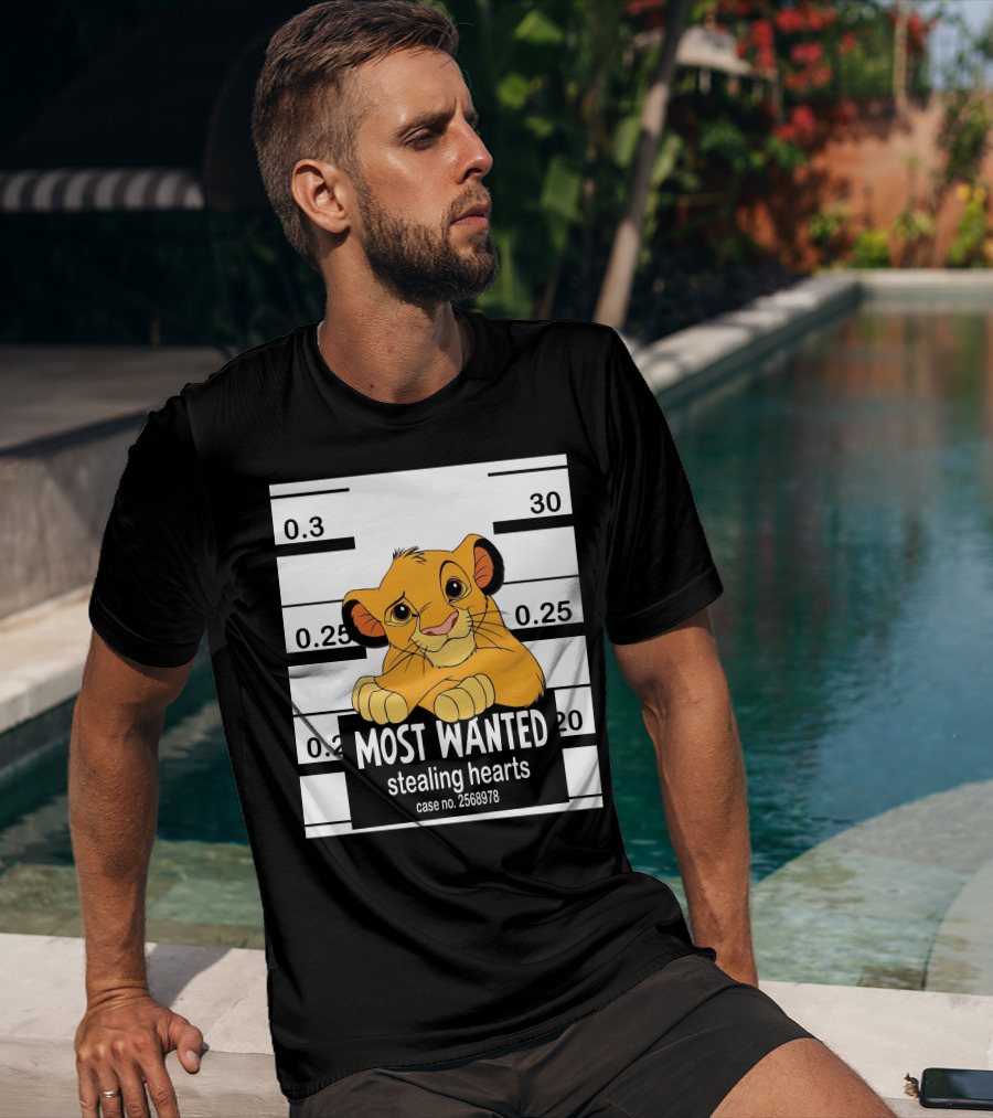 Most Wanted Simba Stealing Hearts Case No. 2568978 T-Shirt