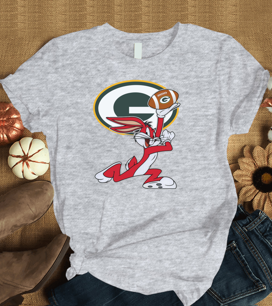 Green Bay Packers Bugs Bunny Holding Football T-Shirt