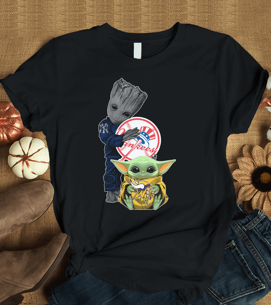 Yankees Baby Groot and Yoda Star Wars Minnesota Vikings T-Shirt