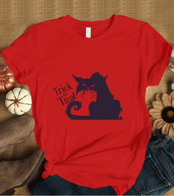 T-Shirt: Trick or Treat Halloween Cat T-Shirt Trick or Treat Halloween Cat T-Shirt