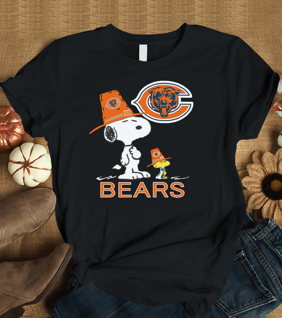 Chicago Bears Snoopy And Woodstock Thanksgiving Football T-Shirt