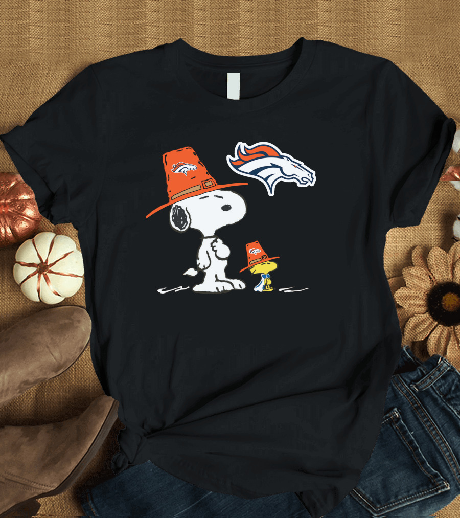 Denver Broncos Snoopy Woodstock Cartoon Football T-Shirt
