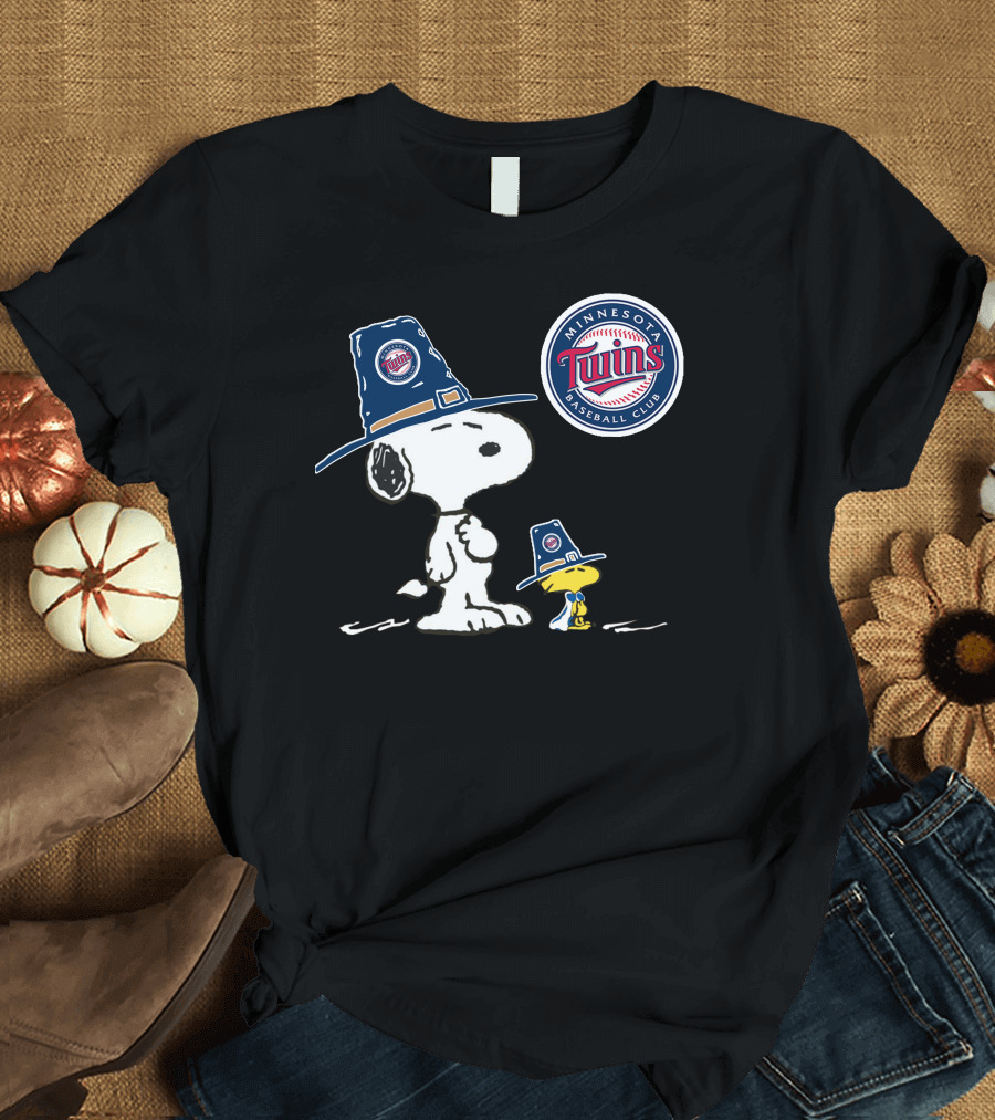 Minnesota Twins Baseball Club Snoopy and Woodstock T-Shirt