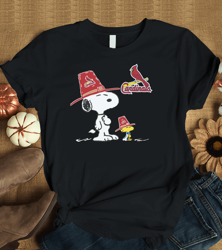 Snoopy Woodstock St Louis Cardinals Baseball Fan Characters T-Shirt