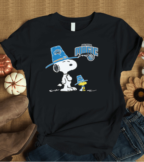T-Shirt: Orlando Magic Snoopy Woodstock NBA Collaboration T-Shirt Orlando Magic Snoopy Woodstock NBA Collaboration T-Shirt