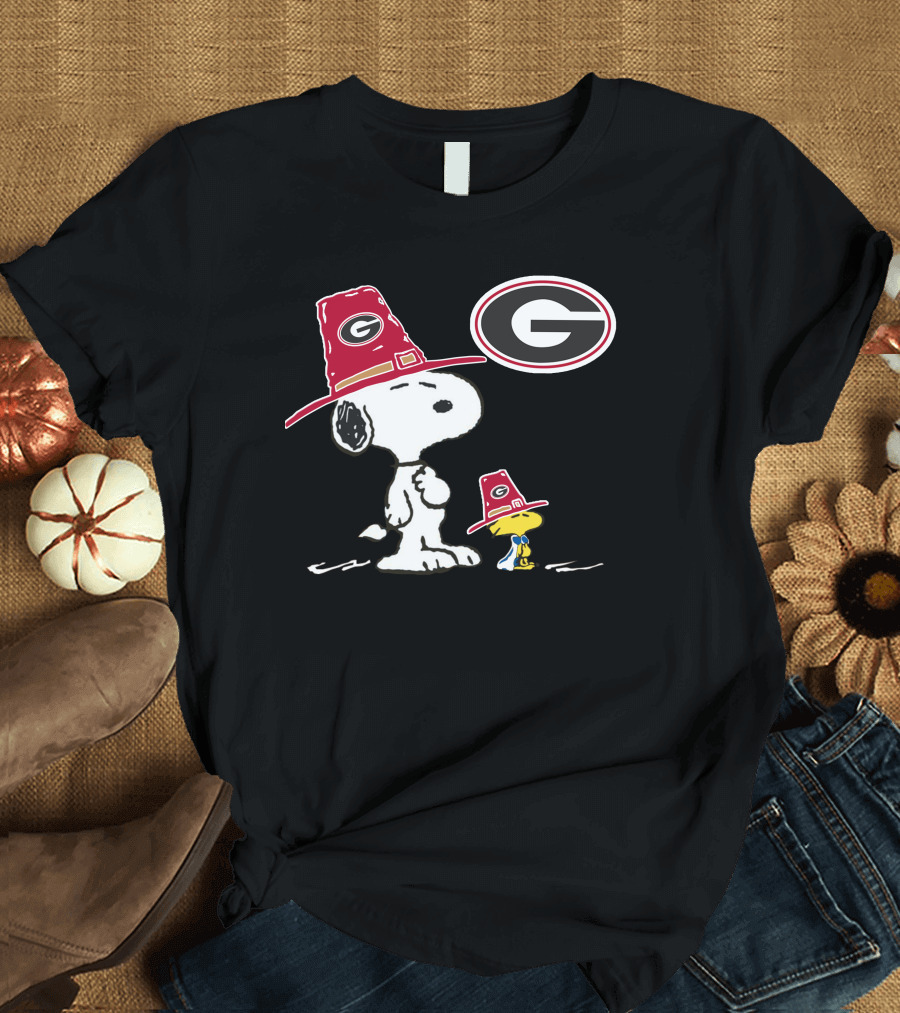 Georgia Bulldogs Snoopy Woodstocks Red Hats T-Shirt