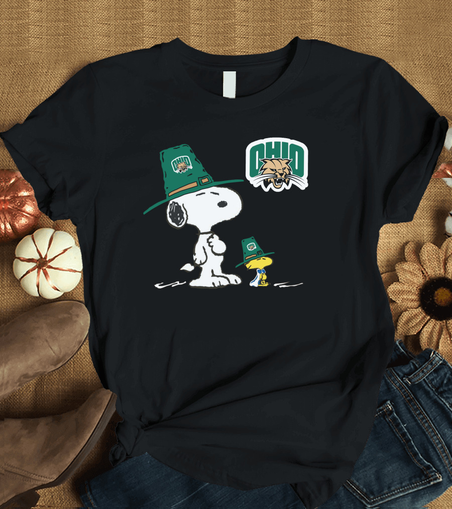 Ohio Bobcats Snoopy Woodstock Peanuts Football Fan Gear T-Shirt