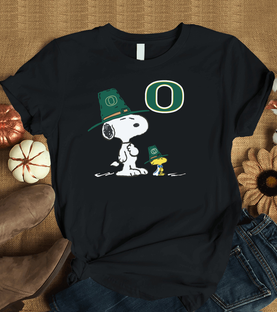 Oregon Ducks Snoopy Woodstock Peanuts O T-Shirt