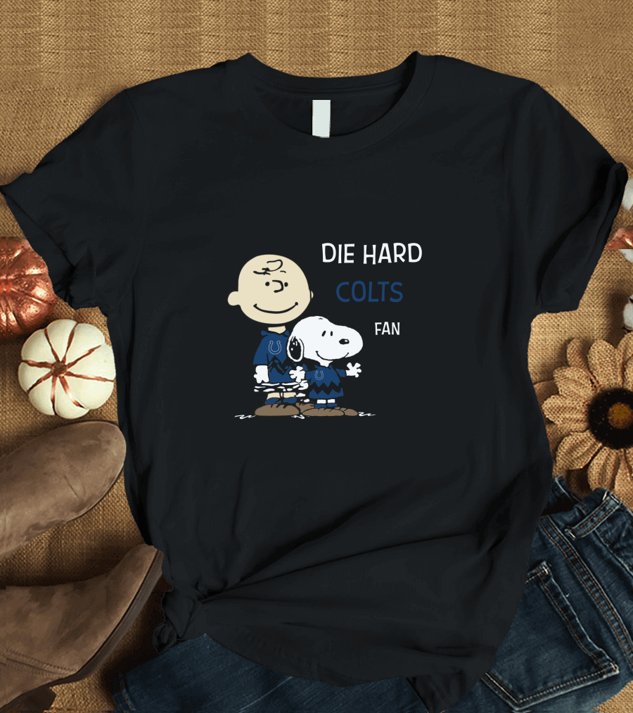 Die Hard Indianapolis Colts Fan Snoopy and Charlie Brown T-Shirt