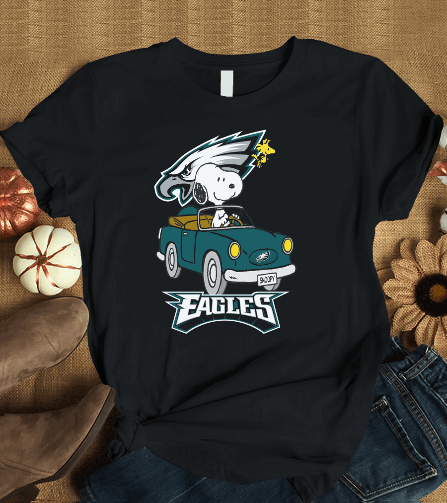 Philadelphia Eagles Snoopy Woodstock Driving Fun T-Shirt