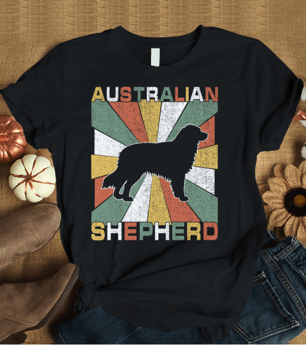 T-Shirt: Australian Shepherd Dog Silhouette Retro 70s T-Shirt Australian Shepherd Dog Silhouette Retro 70s T-Shirt