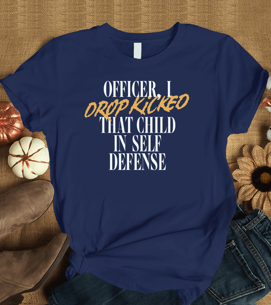 Officer I Drop Kicked That Child In Self Defense Indigo Technoblade Merch T-Shirt