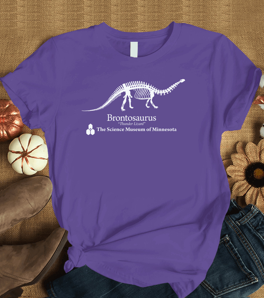 Brontosaurus Thunder Lizard Dinosaur Skeleton The Science Museum of Minnesota T-Shirt