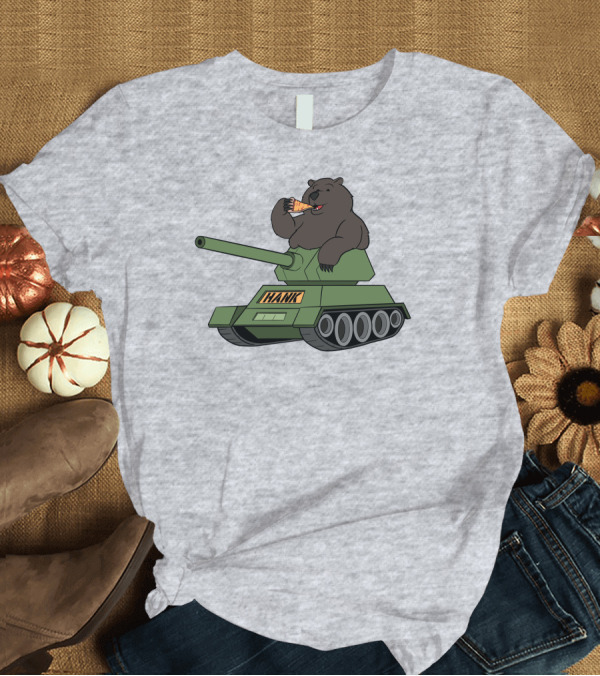 T-Shirt: Bear Eating Pizza on a Tank with Hank Text T-Shirt Bear Eating Pizza on a Tank with Hank Text T-Shirt