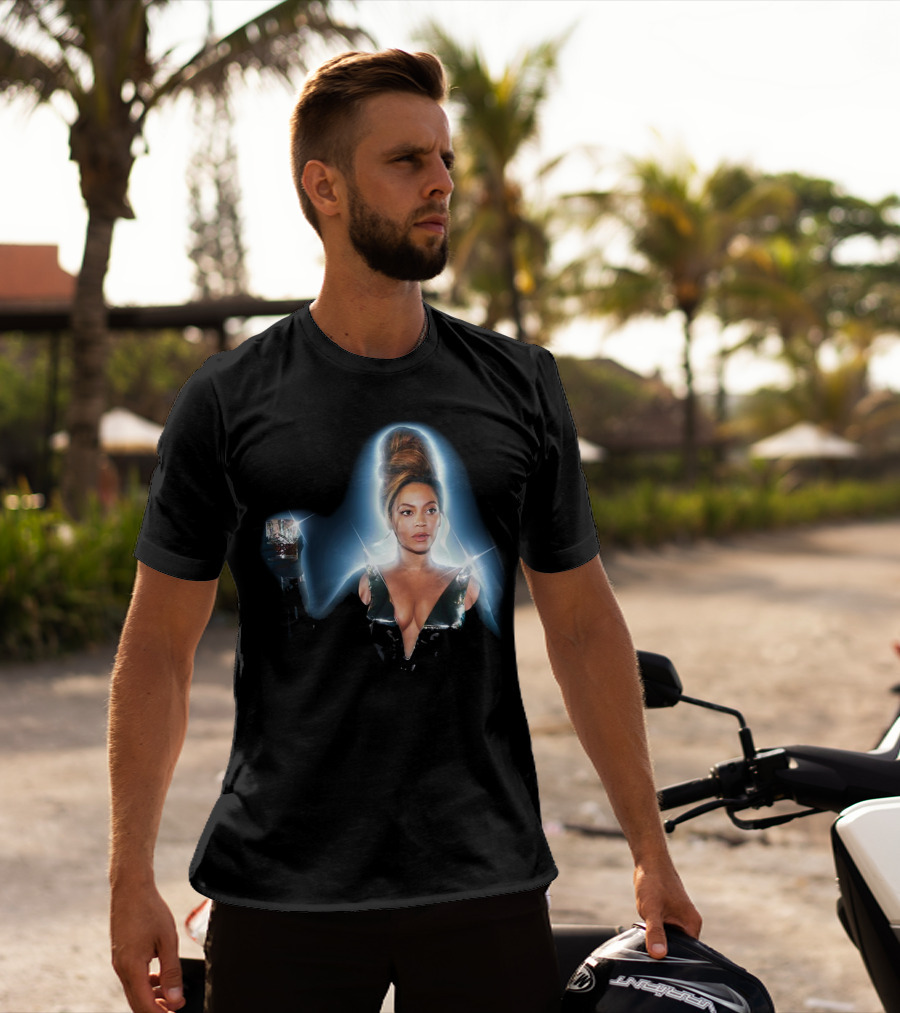 Beyonce That Girl Track Iconic Glamorous Photo With Drink T-Shirt