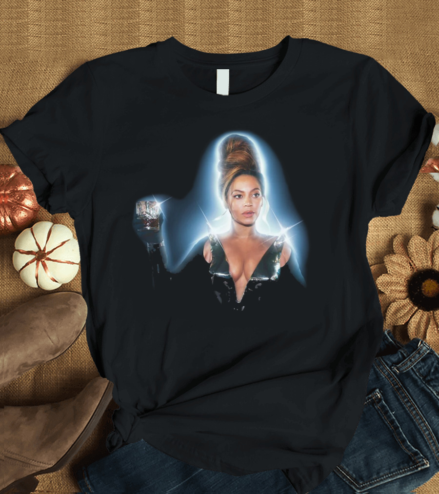 Beyonce That Girl Track Iconic Glamorous Photo with Drink T-Shirt