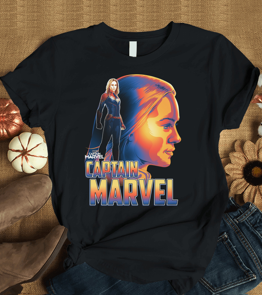 Captain Marvel Heroic Sunset Profile T-Shirt