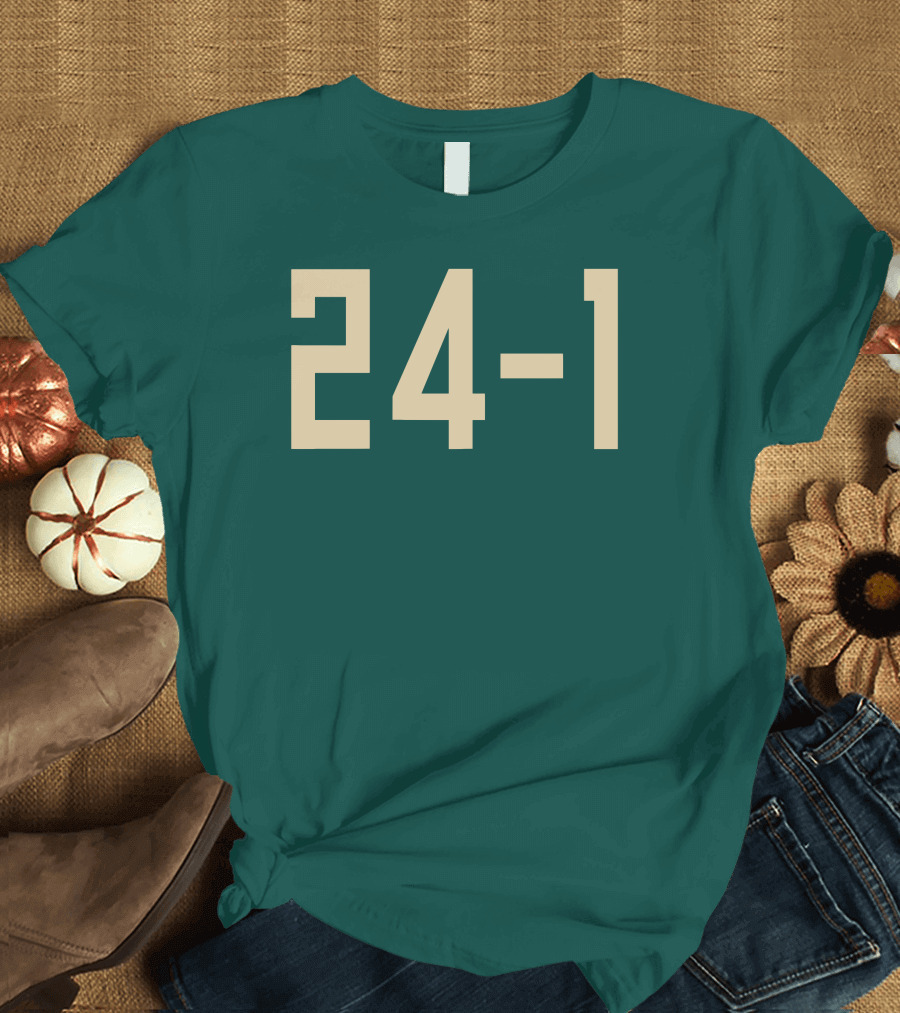Bucks 24-1 Golden Numbers T-Shirt
