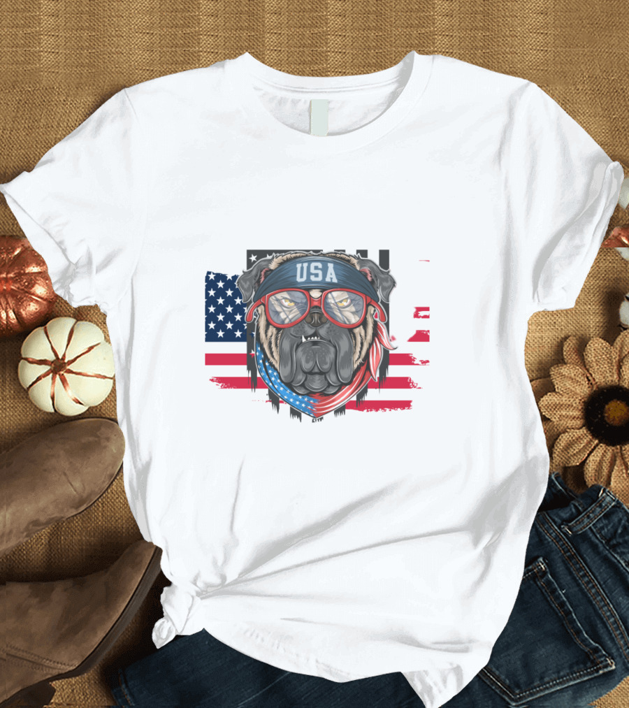 USA Bandana Glasses American Bulldog with Flag Background T-Shirt