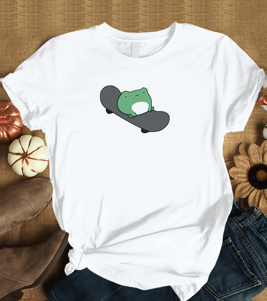 Skateboard Frog On Minimalist Deck T-Shirt