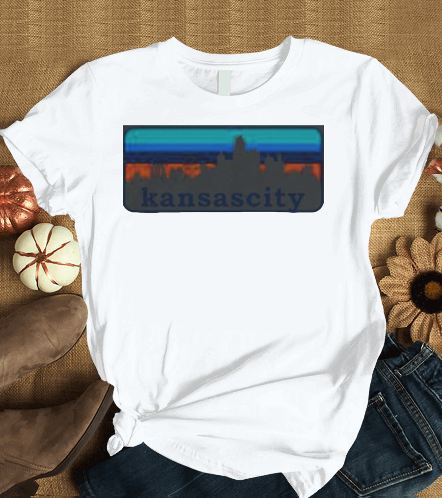 kansas city skyline vintage retro sunset T-Shirt