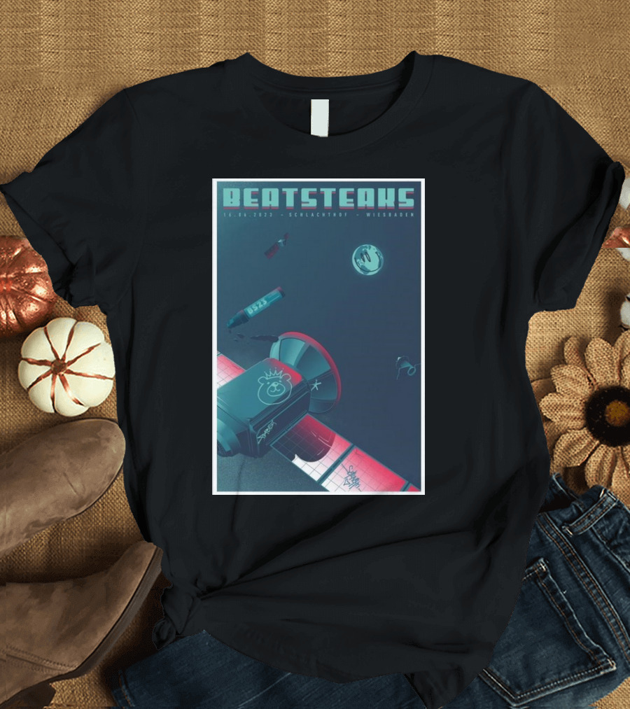 Beatsteaks Schlachthof Wiesbaden 16.06.2023 Space-Themed Poster with Satellite and Graffiti Elements T-Shirt