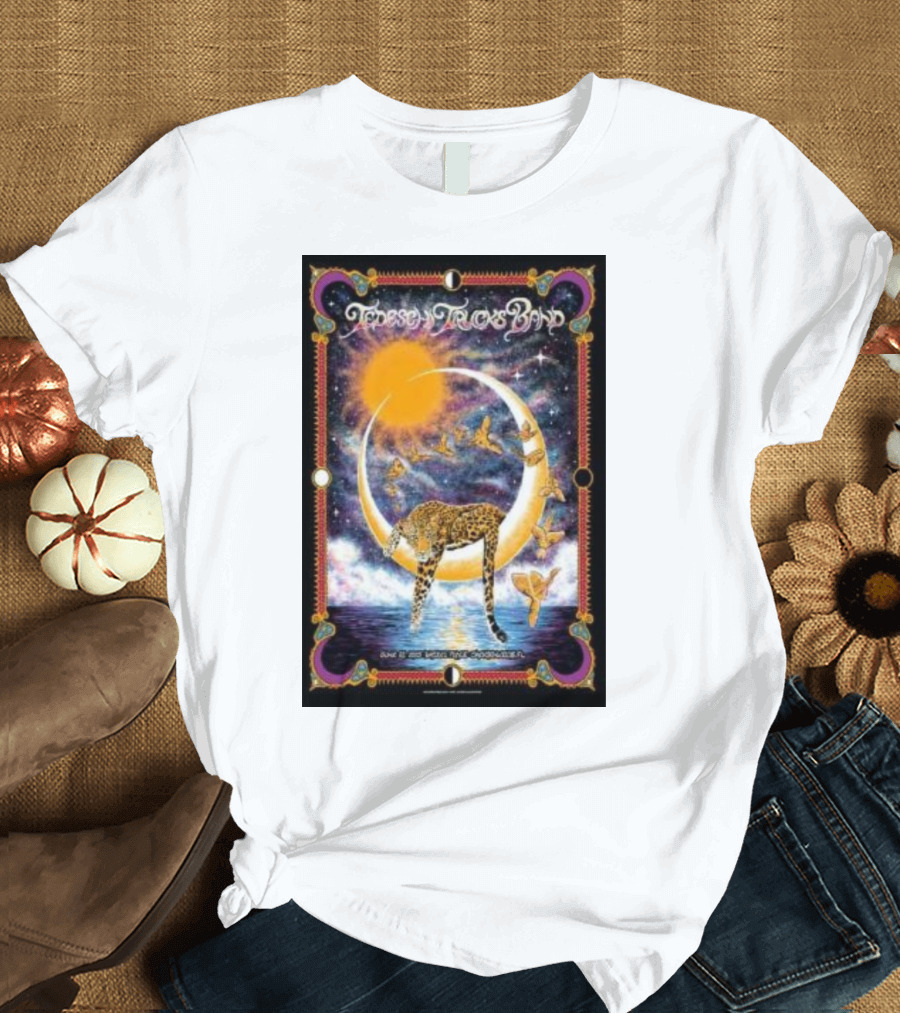 Tedeschi Trucks Band June 22 Jacksonville Florida Moon Leopard Butterflies Sunburst T-Shirt