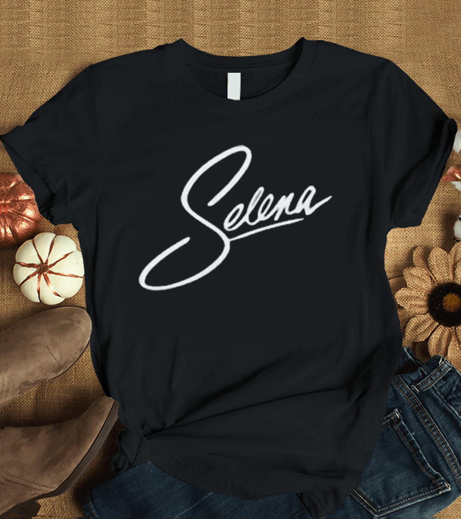 Selena Quintanilla Signature Script Iconic Autograph T-Shirt