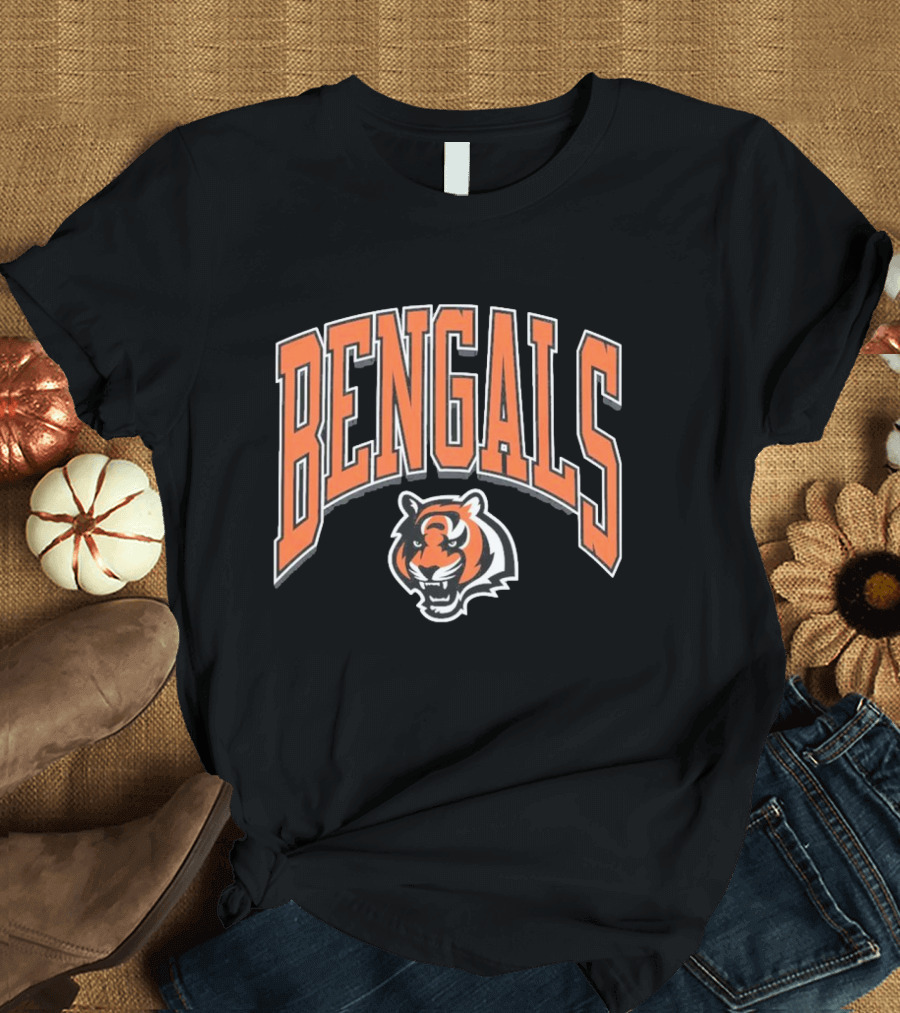 Cincinnati Bengals Roaring Tiger Emblem T-Shirt