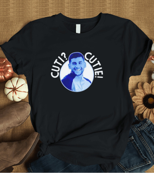 T-Shirt: Cuti? Cutie Cristian Romero Blue T-Shirt Cuti? Cutie Cristian Romero Blue T-Shirt