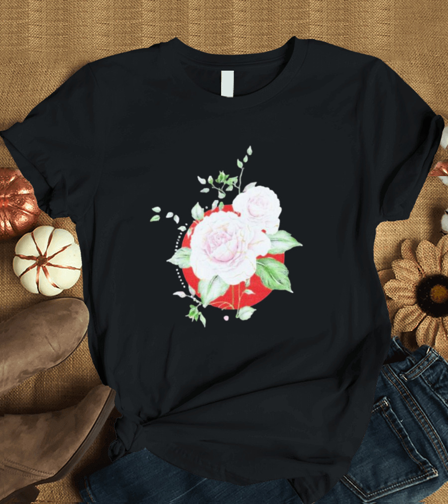 5Yr Kintsugi Rose Floral Design on Red Circle Background T-Shirt