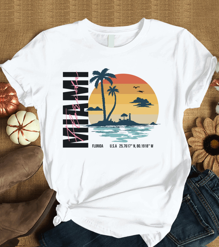 MIAMI FLORIDA U.S.A. 25.7617° N, 80.1918° W Sunset Palms Birds T-Shirt