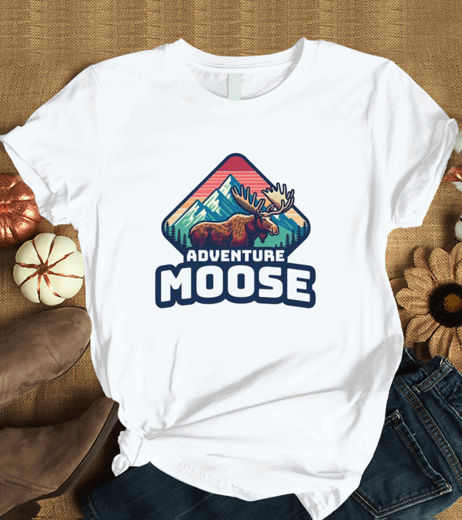 Adventure Moose Mountain Wilderness Retro Trekking T-Shirt