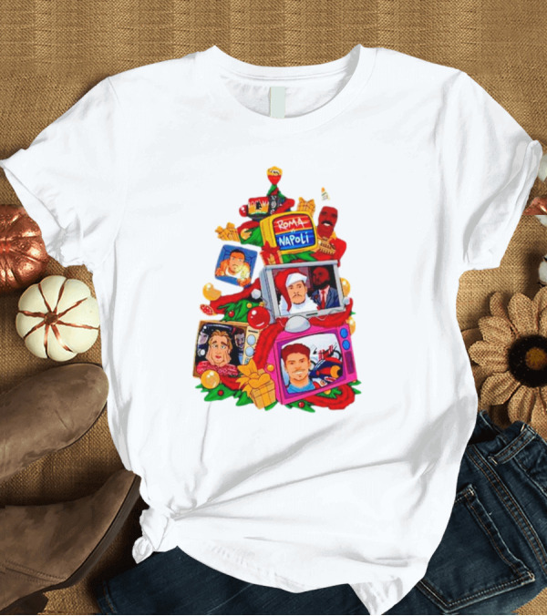 T-Shirt: Romolo Con La Matchday Christmas Tree with Roma Napoli Christmas TV Characters T-Shirt Romolo Con La Matchday Christmas Tree with Roma Napoli Christmas TV Characters T-Shirt