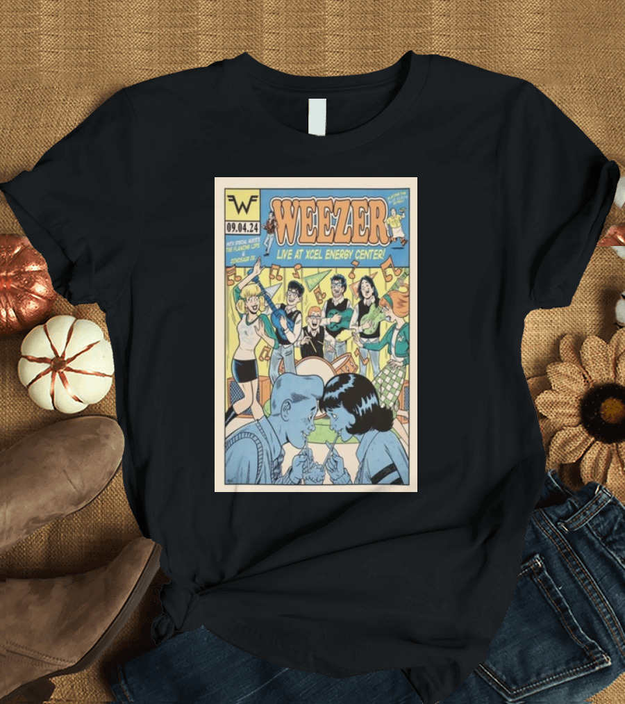Weezer Live at Xcel Energy Center St Paul MN Sept 4 2024 Comic Style Cover T-Shirt